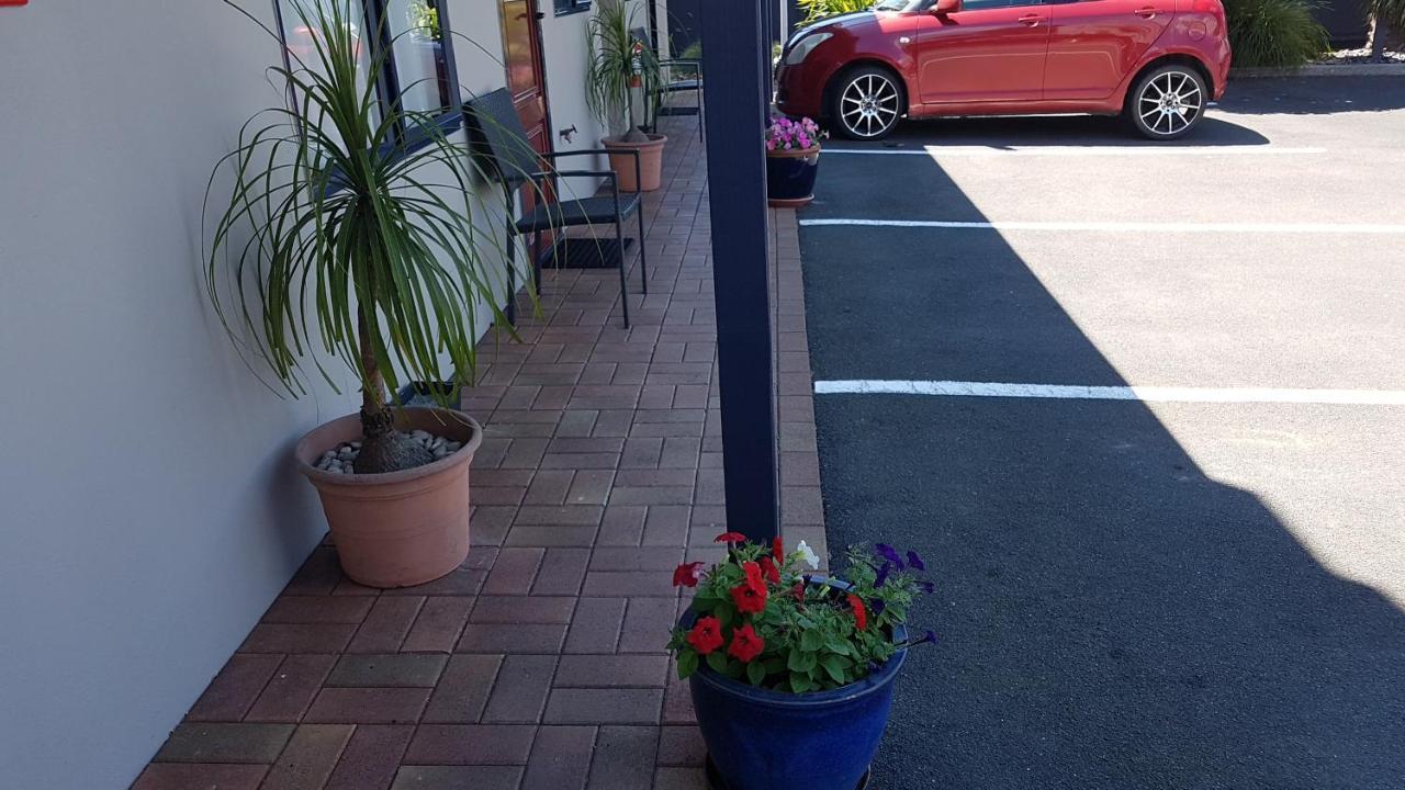Palm Court Motel Otorohanga Bagian luar foto