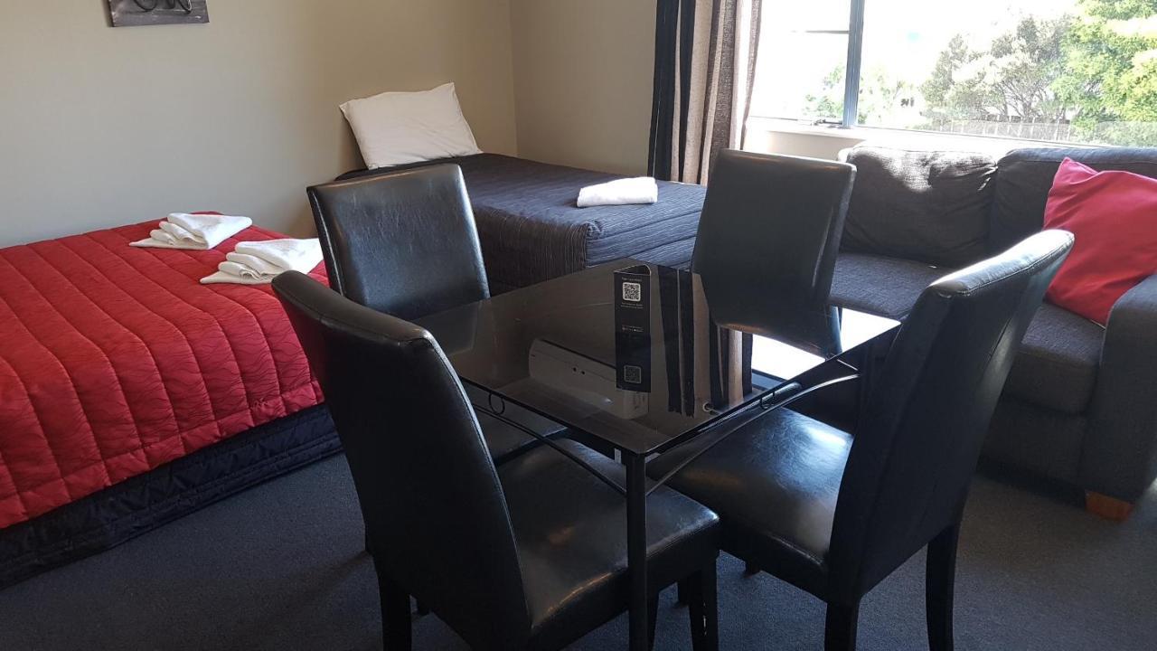 Palm Court Motel Otorohanga Bagian luar foto