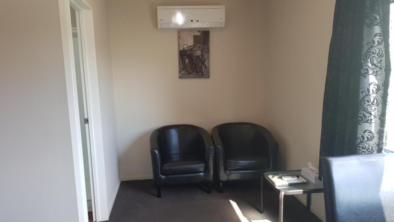 Palm Court Motel Otorohanga Bagian luar foto