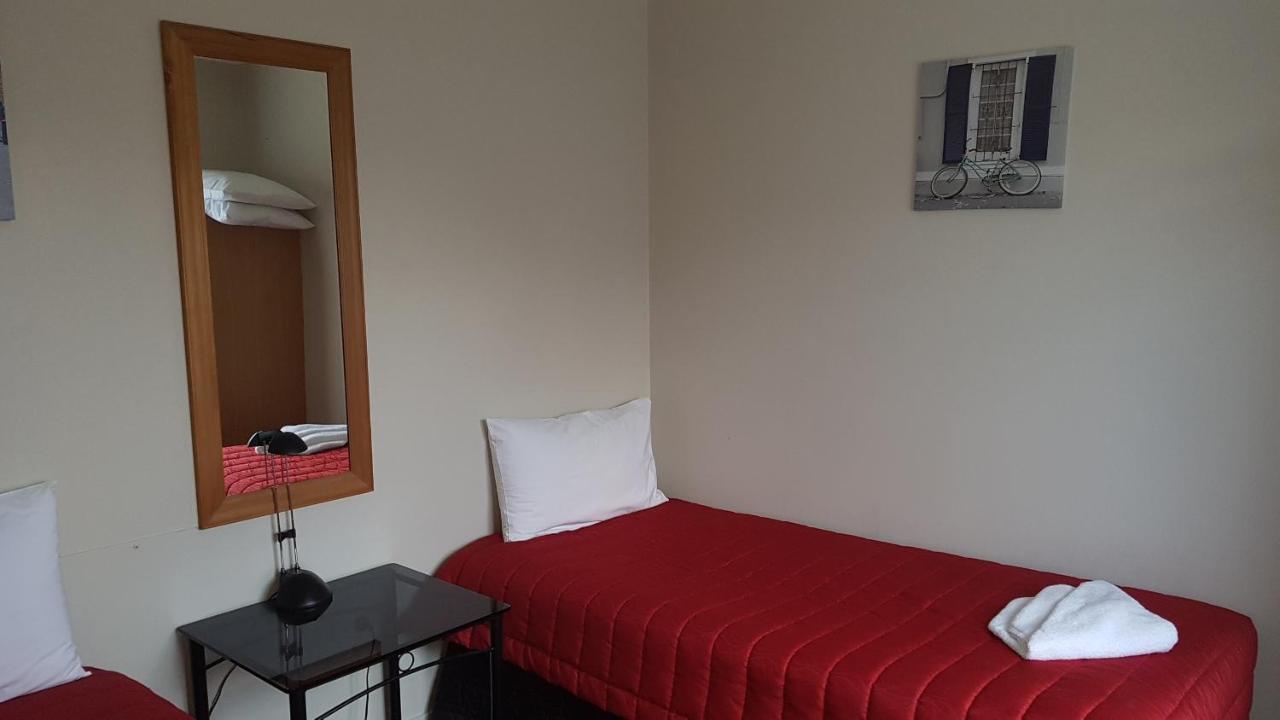Palm Court Motel Otorohanga Bagian luar foto